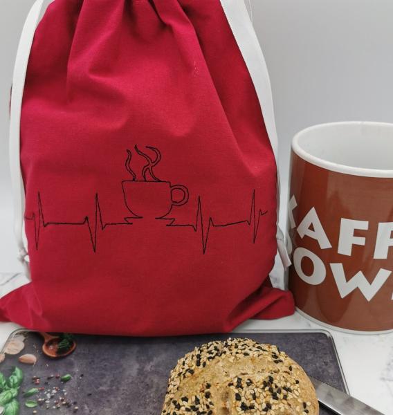 Stickdatei EKG-Linie Tasse